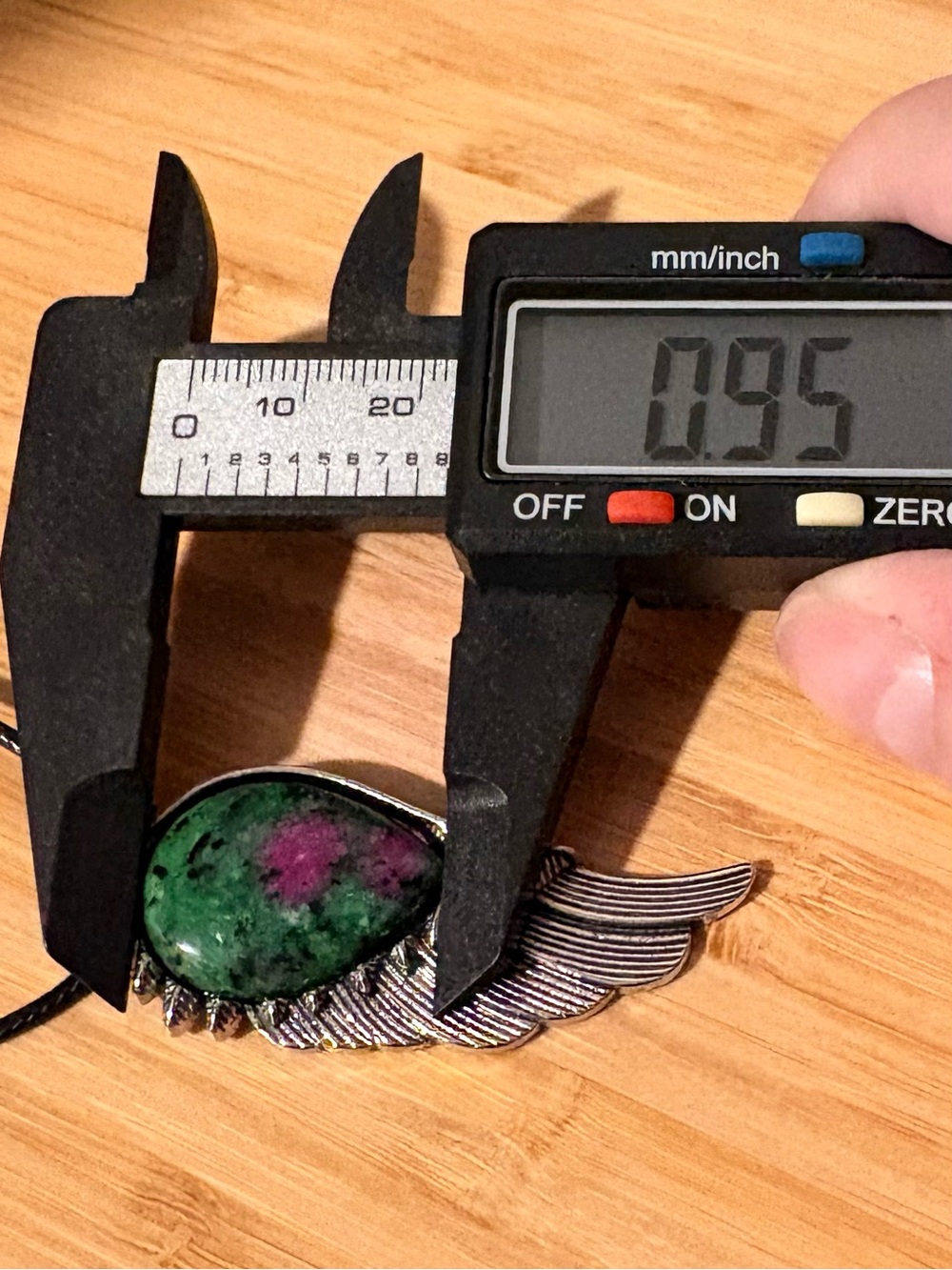Pink & Green Ruby Zoisite Stone Wing Pendant Feather Necklace Silver - Picture 3 of 3
